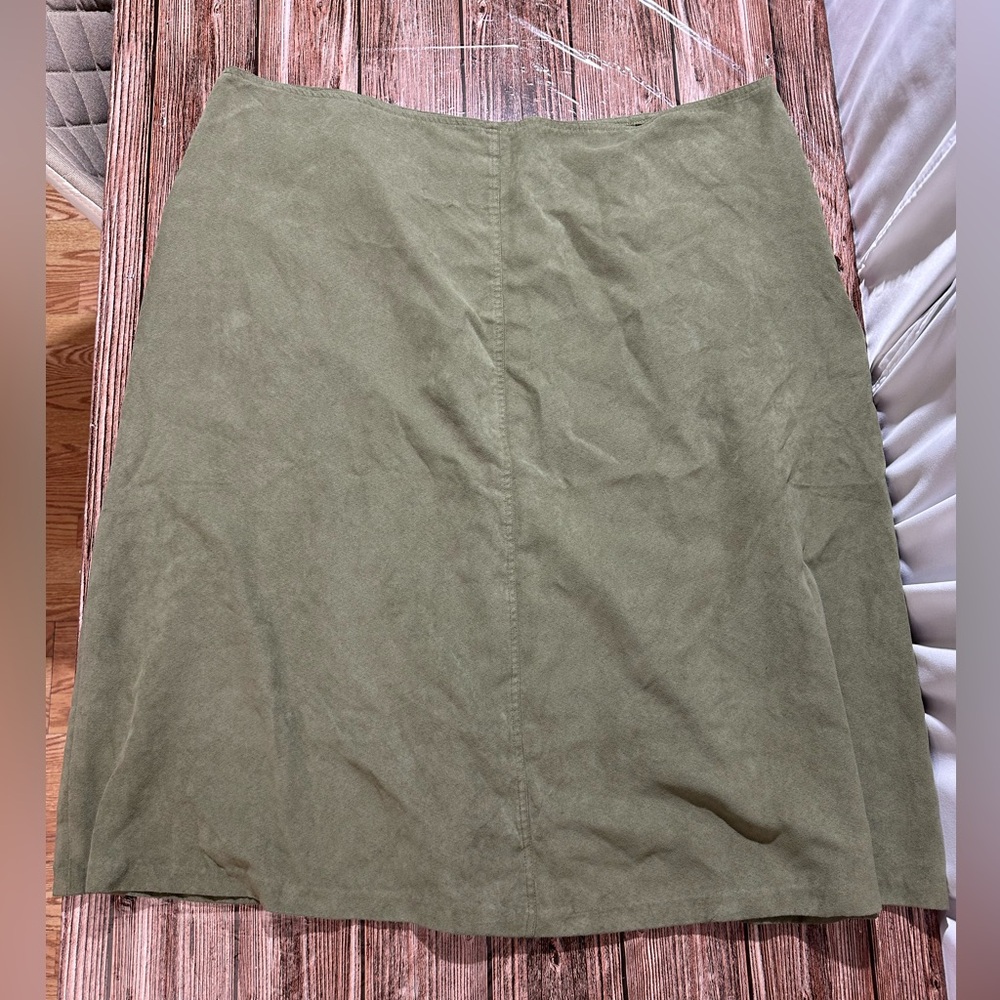 Allison Morgan Woman Women’s 2X Faux Suede Midi Skirt Side Zip Green Slit